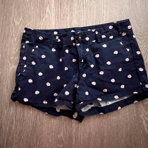 Pants - Dark blue shorts with red and White Sea shells size 4!
